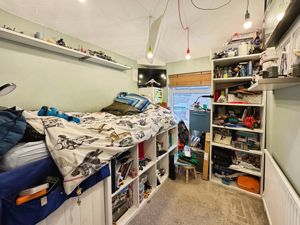 Bed 2- click for photo gallery